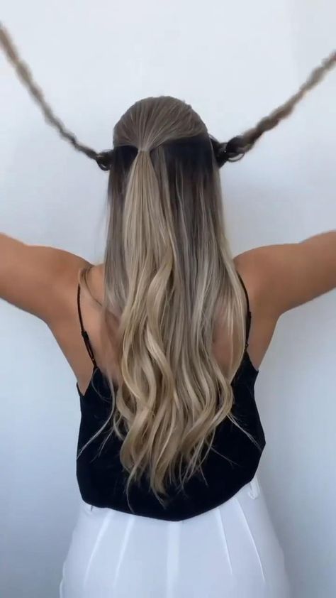 Half Up Half Down Styled Hair, Going Out Easy Hairstyles, Super Simple Wedding Hair, Easy Wedding Hairstyles Do It Yourself Half Up Half Down, Wedding Hairstyles For Long Hair Strait, Basic Homecoming Hairstyles, Easy Half Up Half Down Hairstyles Braids, Half Up Hair Dos Easy, Hair Half Up And Half Down