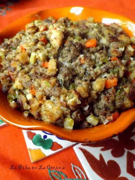 Meat Stuffing, Vegetarian Stuffing, Cornbread Stuffing Recipes, Sausage Stuffing Recipe, Homemade Stuffing, Stuffing Recipes For Thanksgiving, Friends Giving, Recipes For Thanksgiving, Thanksgiving Cooking