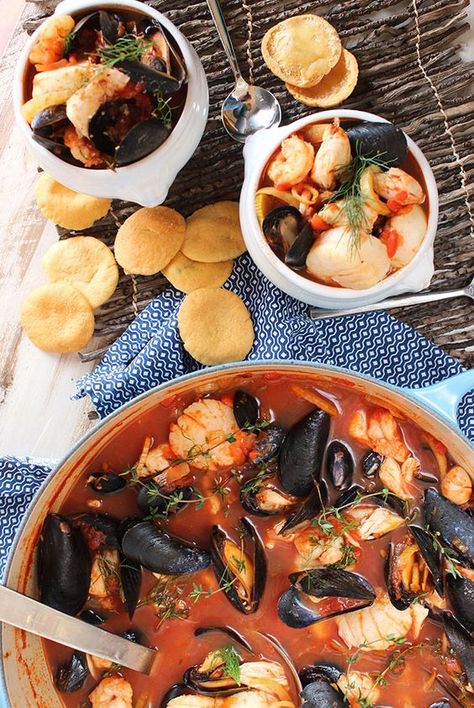 Easy Traditional Bouillabaisse | TheSuburbanSoapbox.com French Fish Soup, Seafood Bouillabaisse, Bouillabaisse Recipe, Beef Bourguignon Recipe, Seafood Stew Recipes, Easy French Recipes, England Food, French Soup, French Foods