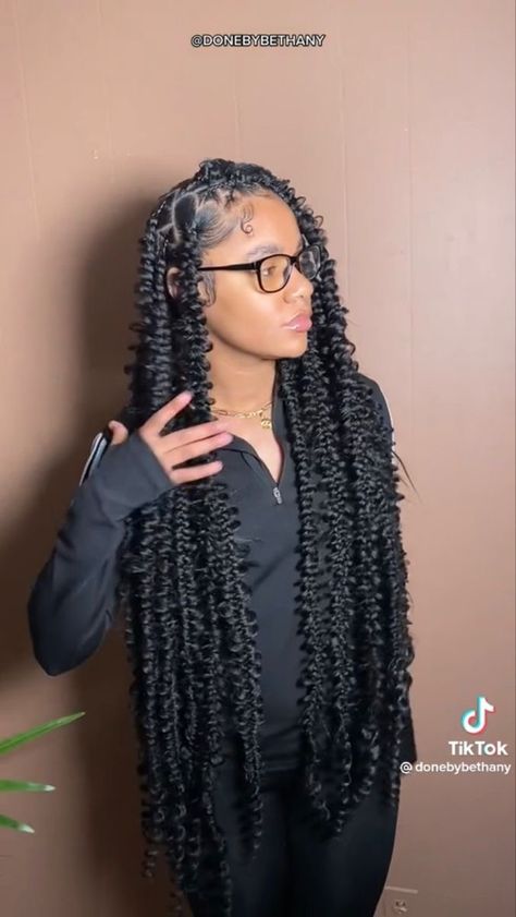 Distressed Braided Ponytail, Butterfly Medium Length Hair, Unique Braids Black Women, Hairstyles For Medium Length Hair Black Braids, Hair Styles For 14yrs, Passion Braids With Curls, Graduation Hairstyles With Braids, Cute Hairstyles Braids Black Teens, Boho Butterfly Braids