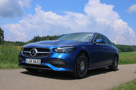 The New Mercedes C-Class Is a Mini S-Class in So Many Ways Kitchen Peninsula, Digital Light, New Mercedes, Sports Sedan, Benz C, The Promise, S Class, C Class, Body Style