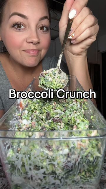 Cold Broccoli Salad Recipes, Bacon Salad Recipes, Chopped Broccoli Salad, Broccoli Crunch Salad, Best Broccoli Salad Recipe, Broccoli Bacon, Crunch Salad, Broccoli Salad Recipe, Low Carb Salad