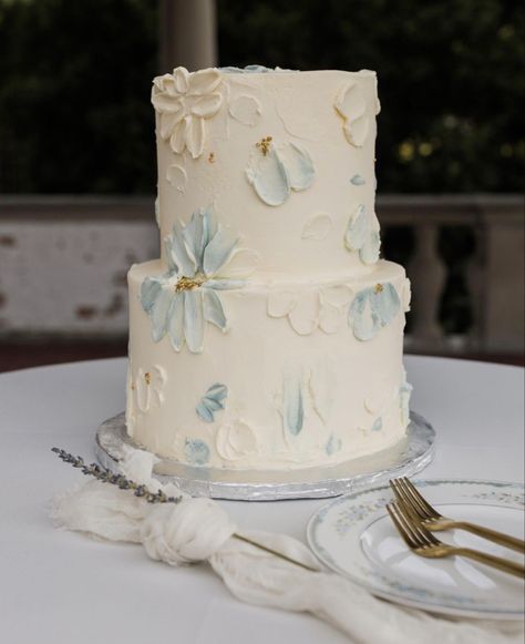 Blue Theme Wedding Cake, Something Blue Cake, Forget Me Not Wedding Cake, Blue Floral Wedding Cake, White And Blue Wedding Cake, Dusty Blue Flower Wedding Cake, Blue And White Wedding Cake, Wedding Cakes With Forget Me Nots, Blue Wedding Cake