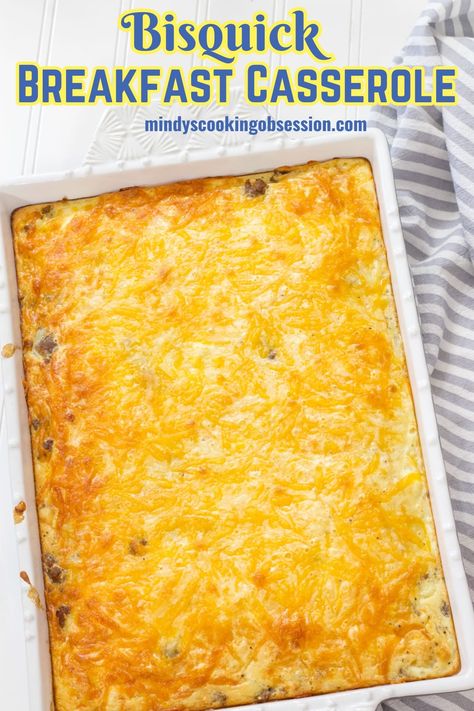 Crowd-pleasing Easy Bisquick Sausage Breakfast Casserole recipe features pork sausage, hash browns, eggs, milk and cheese. A delicious harmony of flavors perfect for any morning! via @mindyscookingobsession Bisquick Crockpot Recipes, Bisquick Breakfast Casserole Ham, Jiffy Breakfast Casserole, Bisquick Casserole Recipes, Breakfast Casserole With Bisquick, Bisquick Breakfast Casserole, Bisquick Breakfast, Bisquick Sausage, Homemade French Onion Soup