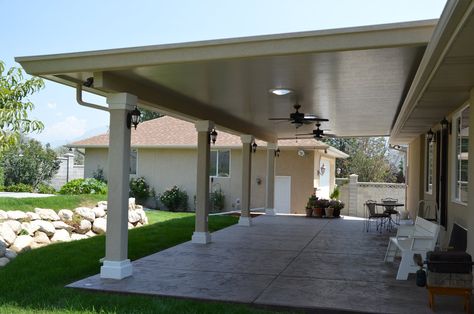 Pergola Shade Diy, Screened Patio, Capira, Backyard Covered Patios, Covered Patio Design, Outdoor Covered Patio, Covered Back Patio, Patio Covers, Patio Cover