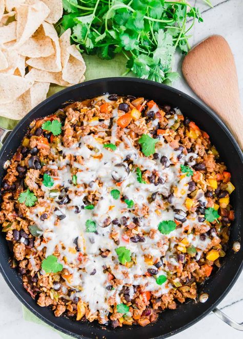 An easy and healthy ground beef recipe that's made in one-pan in just 30 minutes. Enjoy this Mexican ground beef skillet as a simple weeknight meal or serve with chips for game day! Mexican Vegetable Soup, Ground Beef Stir Fry, Mexican Ground Beef, Beef Skillet, Taco Rice, Beef Stir Fry Recipes, Ground Beef Recipe, Sweet Potato Skillet, Healthy Ground Beef