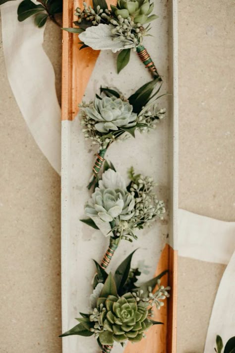 Floristry Packaging, Wedding Bouquets With Succulents, Sage Green Boutonniere, Agave Wedding, Succulent Centerpiece Wedding, Succulent Wedding Bouquet, Succulent Corsage, Lavender Boutonniere, R Love