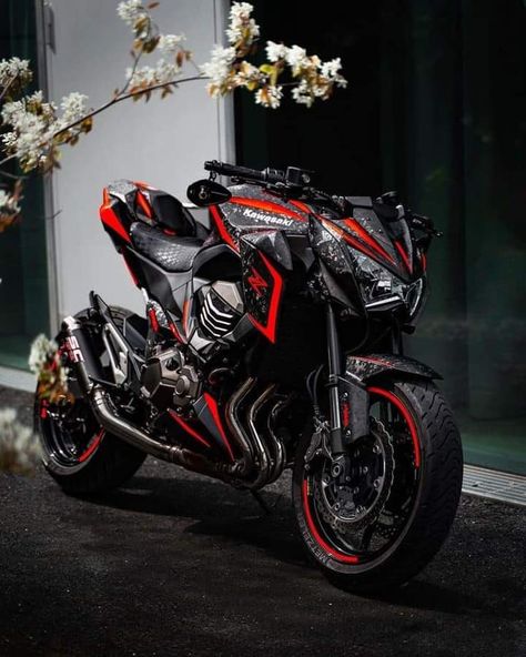 Super Car Bugatti, Ninja Bike, Honda Scooters, Mt Bike, Duke Bike, Rich Cars, Kawasaki Bikes, Image Moto, Bike Photoshoot