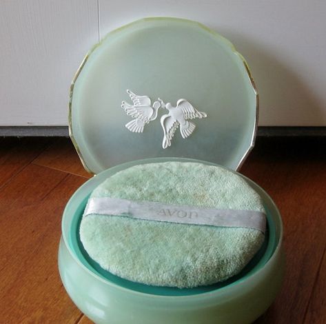 Reduced was 18.00  Avon Rapture Beauty Dust Powder Box Pale Aqua Plastic Container Vintage Vintage Makeup Containers, Avon Bottles, Avon Perfume Bottles, Dusting Powder, Avon Collectibles, Avon Perfume, Avon Vintage, Antique Vanity, Retro Beauty