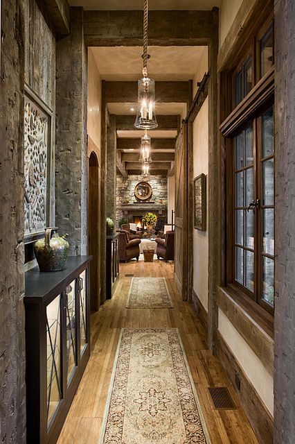 There's just something about this...! Hallway Ideas Diy, Rustic Hallway, Hallway Designs, Hallway Design, Hallway Ideas Colour, Small Hallways, Rustic Contemporary, Home Modern, Hallway Decorating