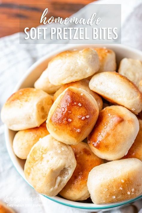 Pretzel Maker, Homemade Soft Pretzel Bites, Soft Pretzel Bites, Pretzel Bites Recipes, What Is Healthy Food, Homemade Pretzels, Homemade Soft Pretzels, Soft Pretzel, Snacks To Make