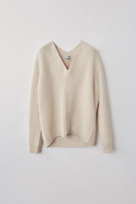 Modern Knitwear, Off White Sweater, Oversized Striped Sweater, Winter Knitwear, Dolman Sleeve Sweater, Simple Trendy Outfits, Ribbed Knit Sweater, White Sweater, Beige Sweater