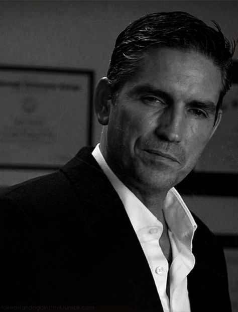 Deacon Reese Phillippe, Black And White Jake Gyllenhaal, Black And White Movie Scenes, Spencer Reid Black And White, John Reese Person Of Interest, Andrea Gutierrez, Cristiano Ronaldo Style, James Caviezel, Amy Acker