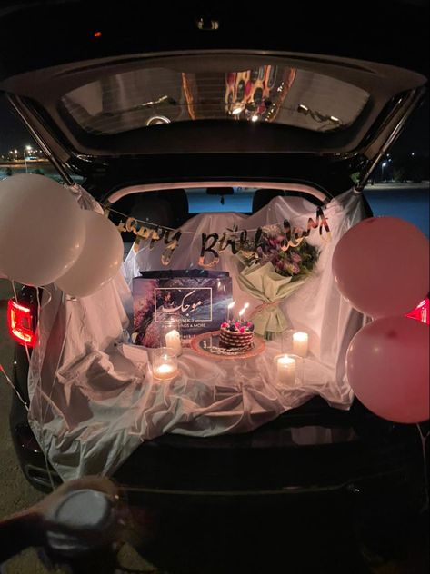 Car Boot Decoration For Birthday, Car Proposal Ideas, Car Trunk Surprise Ideas, Decoration For Valentines Day, Halloween Car Decorations, Birthday Proposal, Valentines Proposal, Surprise Ideas, Kid Surprise