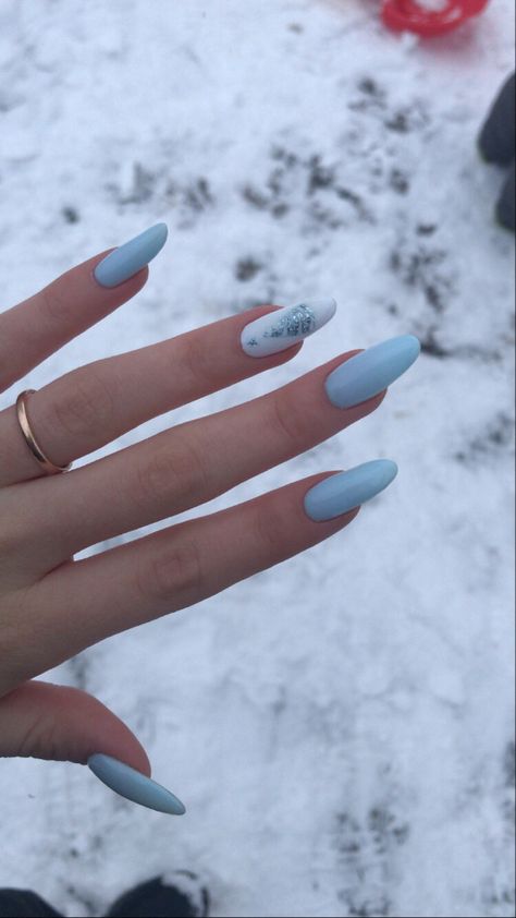 Snow Blue Nails, Snow Nails, Winter Nails Acrylic, Basic Nails, Blue Nail Designs, Beautiful Flowers Wallpapers, Art Nails, Beautiful Nail Art, Blue Nails