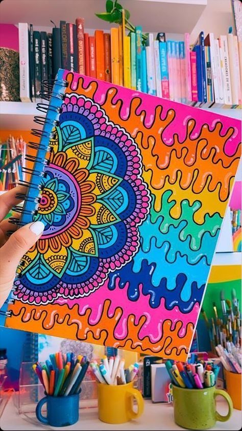 Acrylic Pens, Glass Pen, Trippy Painting, Mandala Art Therapy, Hippie Painting, Acrylic Paint Pens, Mandala Art Lesson, Easy Doodle Art, Small Canvas Art