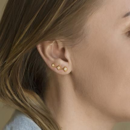 Piercings In Ear, 4 Piercings In Ear, Ear Climber Earrings Gold, Earring Huggies, 4 Piercings, Ear Tops, Crawler Earrings, Ear Crawler, Raw Stone Jewelry