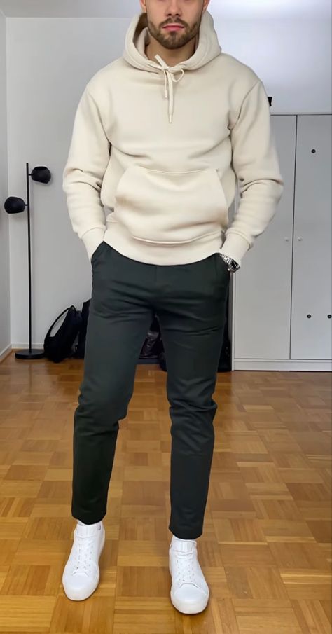 Winter Men Style Cold Weather, Hoddies Outfits Mens, Men’s Quarter Zip Outfit, Tshirt And Jeans Outfit Men, Basic Hoodie Outfit, Young Mens Fashion Casual, December Outfits Winter, Mens Casual Work Clothes, Outfit Ideas For Boys