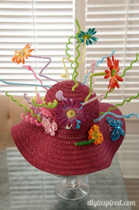 Crazy Hat Day Idea for School Spring Hat Ideas, Funny Hat Ideas, Crazy Hat Day Ideas For Kids, Wacky Hat, Wacky Hats, Candy Land Party, Idea For School, Crazy Hat, Wacky Wednesday