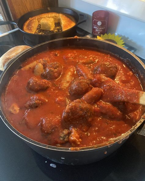 Italian Sauce Recipes Authentic, Italian Sunday Sauce, Sunday Sauce Recipe, Italian Sunday Gravy, Boneless Beef Chuck Roast, Italian Gravy, Homemade Italian Meatballs, Homemade Spaghetti Sauce Recipe, Sunday Gravy