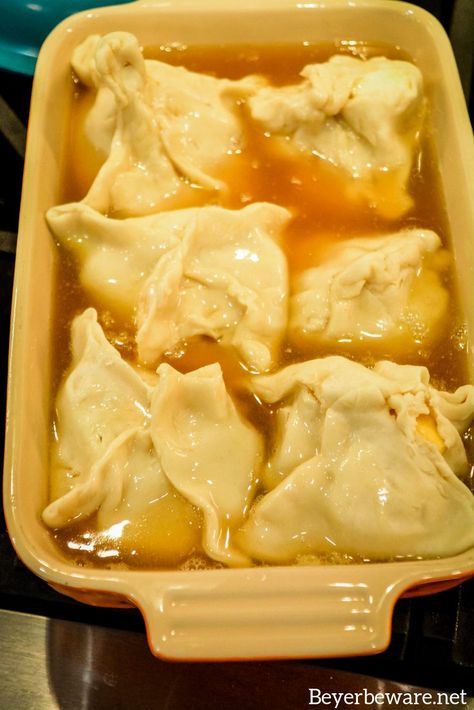 Furr's Cafeteria Recipes, Fresh Apple Dessert Recipes Easy, Apple Dumplings Recipe, Easy Dumplings Recipe, Easy Apple Dumplings, Easy Dumplings, Apple Dumpling Recipe, Apple Dumpling, Baked Apple Recipes