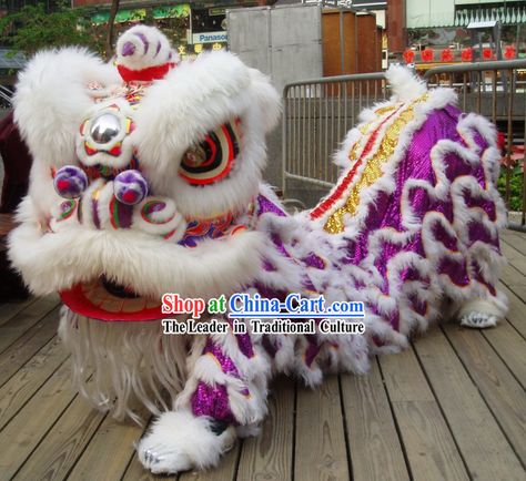 Friendly Top Competition and Parade Lion Dance Costume Complete Set Dragon Dance Costume, Lion Dance Costume, Costume Lion, Lion Dragon, Chinese Lion Dance, Chinese Lion, Dragon Chino, Dancing Costumes, Lion Costume