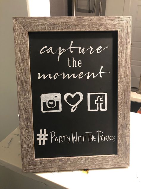 Wedding Signs Photo Booth, Upload Photos Wedding Sign, Take A Picture Sign, Wedding Instagram Sign, Picture Booth, Hashtag Ideas, Wedding Hashtag Sign, Hashtag Sign, Photo Booth Sign