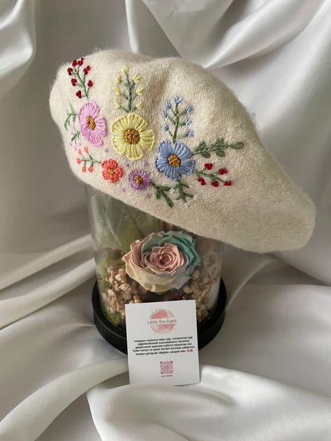 Embroidered Gift Ideas, Ellowyne Wilde, Wool Beret, Embroidered Gifts, Wool Berets, Great Gifts For Women, Fingerless Mittens, Handmade Clothing, Winter Cap