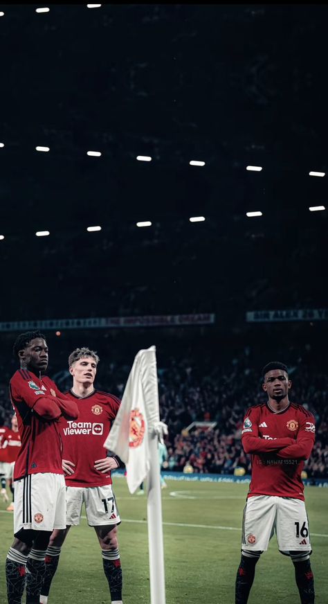 Manchester United Christmas, Man United Wallpapers Iphone, Manchester United Aesthetic, Manchester United Wallpapers 4k, Man Utd Wallpapers, Manchester United Wallpapers, I Love Manchester, Cold Pictures, Soccer Wallpapers