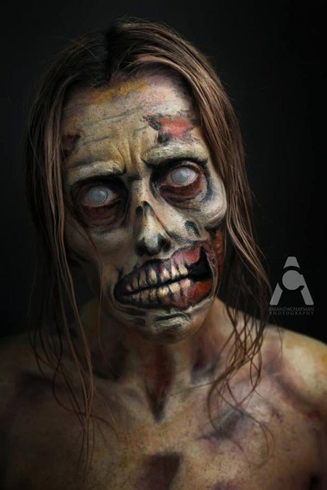 zombie Zombie Makeup Ideas, 31 Days Of Halloween Makeup, Zombie Face Paint, Makeup Themes, Portrait Makeup, Creepy Makeup, Special Fx Makeup, Halloween Makeup Scary, Horror Makeup