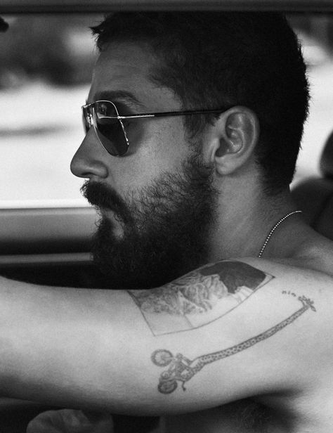 Shia LaBeouf has a tattoo of a giraffe on a bicycle and it's my favourite thing today Shia Labeouf Tattoo, Craig Mcdean, Interview Magazine, Jonathan Rhys Meyers, Shia Labeouf, Logan Lerman, Gemma Arterton, Colin Farrell, Ewan Mcgregor