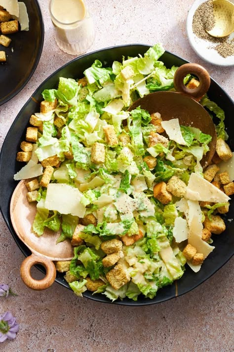 The Best Caesar Salad Recipe Brussel Sprout Caesar Salad, Make Ahead Salads, Food Dolls, Pasta Side Dishes, Shredded Brussel Sprouts, Caesar Salad Recipe, Crunchy Salad, Pasta Sides, Croutons Homemade