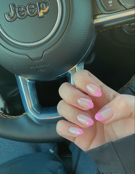 Pink Nails Round Shape, Pink French Tip Nails, Acrylic Dip Nails, Pink Flower Nails, Poppin Nails, Pink French Tip, Dip Nails, Summery Nails, Pink French