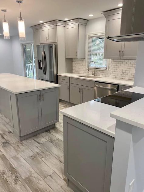 Grey Flooring Kitchen Cabinets, Modern Farmhouse Kitchens Grey Cabinets, Kitchen Cabinet Color Ideas With Grey Floors, Kitchen Remodel White And Grey, Gray Kitchen Cabinets Floor Color, Gray Floors In Kitchen, Kitchen Remodel Grey Floors, Double Color Kitchen Cabinets, Kitchens With Grey Flooring