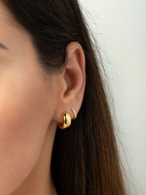 Thick Gold Hoop Earrings, Hoop Earrings Chunky, Thick Gold Hoops, Chunky Gold Hoop Earrings, Huggie Earrings Gold, Thick Hoop Earrings, Small Gold Hoops, Hoops Gold, Small Hoop Earrings