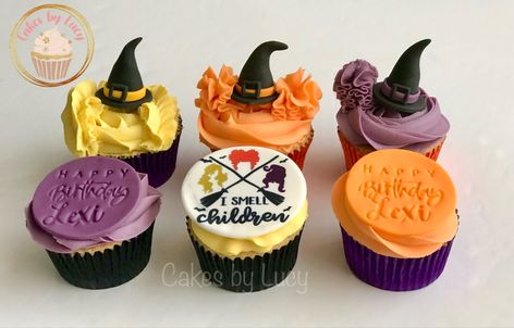 Hocus Pocus Cupcake Ideas, Hocus Pocus Cupcakes, Hocus Pocus Cake, Halloween Cheesecake, Twins Party, Witch Cupcakes, Hocus Pocus Party, Halloween Hocus Pocus, Bakery Ideas