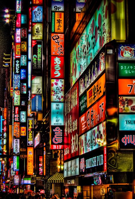 Shinjuku Lights | by Michael Shea (sheaimages) Shinjuku Tokyo, Kabukicho, Go To Japan, Kyushu, Visit Japan, City Street, Bhutan, Fukuoka, Yokohama