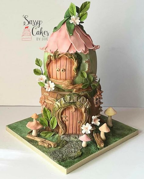 Fairy Theme Birthday Party, Fairy Garden Cake, Fairy Birthday Cake, Candy Theme Birthday Party, Fairy Garden Birthday Party, Fondant Cake Designs, Fairy House Crafts, Clay Fairy House, 4th Birthday Cakes