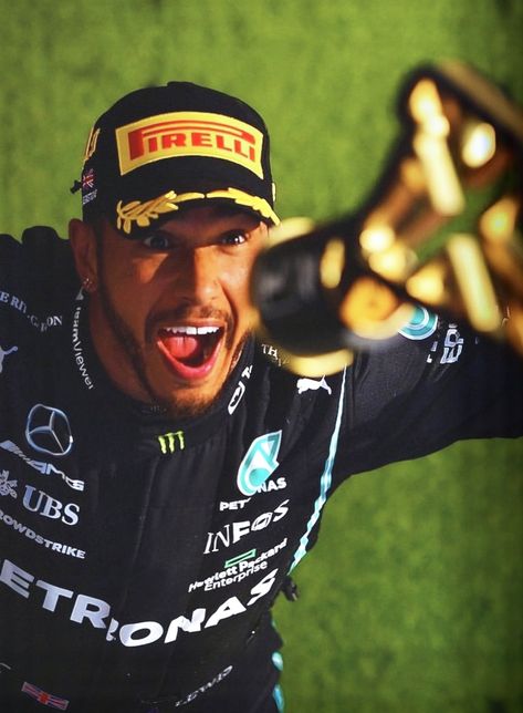 F1 Hamilton, Mercedes Car, Lewis Hamilton, Formula 1, Motorsport, Captain Hat, Celebrities