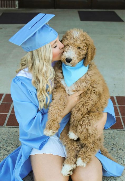 Cute Senior Pictures With Dog, Dog Senior Picture Ideas, Senior Pic With Dog, Confetti Senior Pictures, Graduation Picture With Dog, Graduation Pics With Dog, Senior Picture Ideas Dog, Grad Photos With Dog, Senior Picture Ideas College Shirt