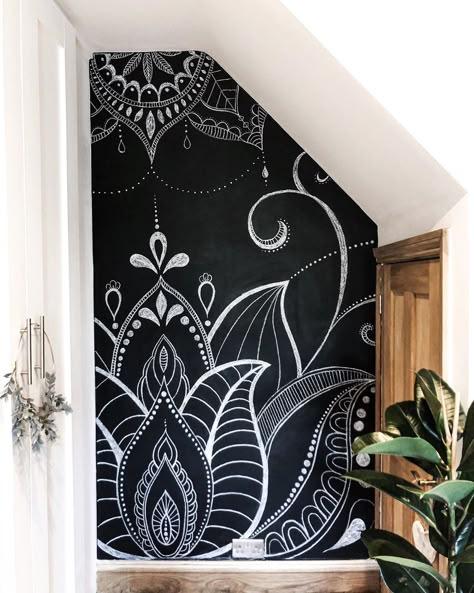 Chalkboard Mural Wall, Boho Wall Mural Painting Ideas, Yoga Chalkboard Art, Chalkboard Wall Living Room, Chalk Wall Art Bedroom, Lotus Wall Mural, Mandala Mural Wall Art, Wall Murals Painted Living Room, Chalk Wall Art Ideas