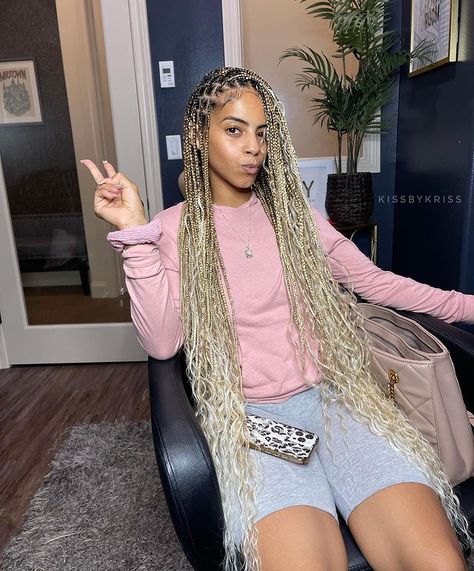 Knotless Bohemian Box Braids, Blonde Boho Knotless Braids, Red Knotless Braids, Knotless Bohemian, Red Knotless, Blonde Knotless Braids, Braids To Try, Blonde Deep Wave, Bohemian Box Braids