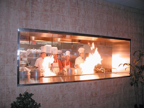 Kitchen Window Restaurant, Chefs Counter Restaurant, Korean Chicken Restaurant Interior, Window Restaurant, Korean Barbecue Restaurant Interior, Korean Bbq Restaurant Interior, Japanese Grill Restaurant, Open Kitchen Restaurant, Cafe Bar Interior