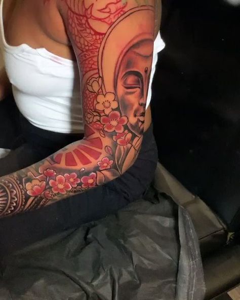 Neck Tattoos Women, Snakebites, Black Girls With Tattoos, Tasteful Tattoos, Inspiration Tattoos, Tattoos For Black Skin, Red Ink Tattoos, Pretty Tattoos For Women, Dope Tattoos For Women