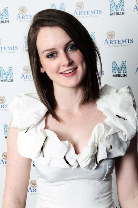 Sophie McShera of Downton Abbey Daisy Downton Abbey, Sophie Mcshera, Downton Abbey Cast, Julian Fellowes, Dowager Countess, Downton Abbey Fashion, Masterpiece Theater, Downton Abby, Image Icon