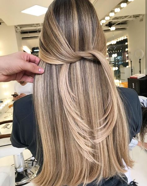 Hazelnut Hair Color, Hazelnut Hair, Growing Out Hair, Balayage Blond, Balayage Ombré, Brown Hair Inspo, Brunette Hair With Highlights, Brown Hair Balayage, Heatless Hairstyles