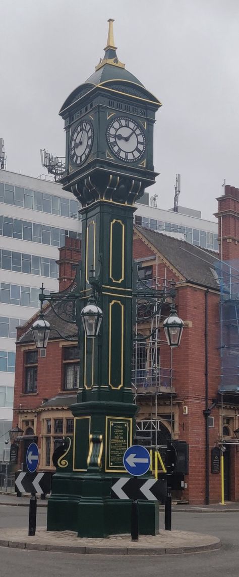 The Beautiful Restored Chamberlain Clock in the Jewellery Quarter Birmingham Warwickshire England Chamberlain Coffee, Birmingham Uk Aesthetic Night, Birmingham Library, Birmingham Pubs, Birmingham Uk Canals, Birmingham Uk, Horror Book, Birmingham, Big Ben