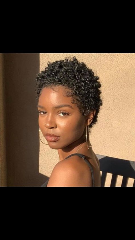 Big Chop Hairstyles 4b, Short Hairstyle Women Black Woman Natural Hair, Big Chop Natural Hair, Natural Hair Haircuts, Short Shaved Hairstyles, Twa Hairstyles, Tapered Natural Hair, Natural Hair Short, Hair Short Cuts