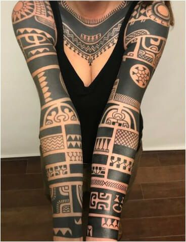 Traditional Sleeve Tattoos Women Sleeve Tattoos Women, African Sleeve Tattoo, African Tattoo, Skull Sleeve Tattoos, Girls With Sleeve Tattoos, Traditional Sleeve, Bear Tattoos, Tattoos For Lovers, Tattoos Women