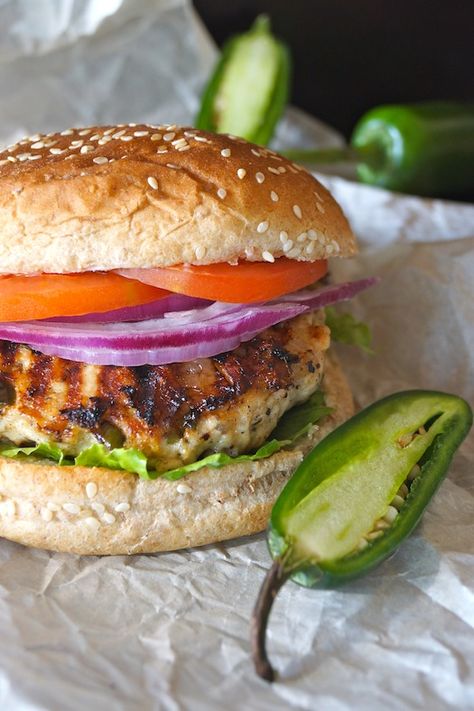 Grilled Jalapeño Pepper Jack Turkey Burger Recipe | cookingontheweekends.com Ground Turkey Burgers, Amazing Burger, Big Burgers, Spicy Cheese, Turkey Burger Recipes, Healthy Grilling Recipes, Chicken Burger, Grilled Burgers, Healthy Grilling